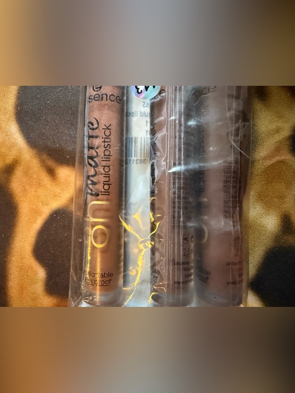 essence Cinnamon Spice Lipstick - 3 pieces in package